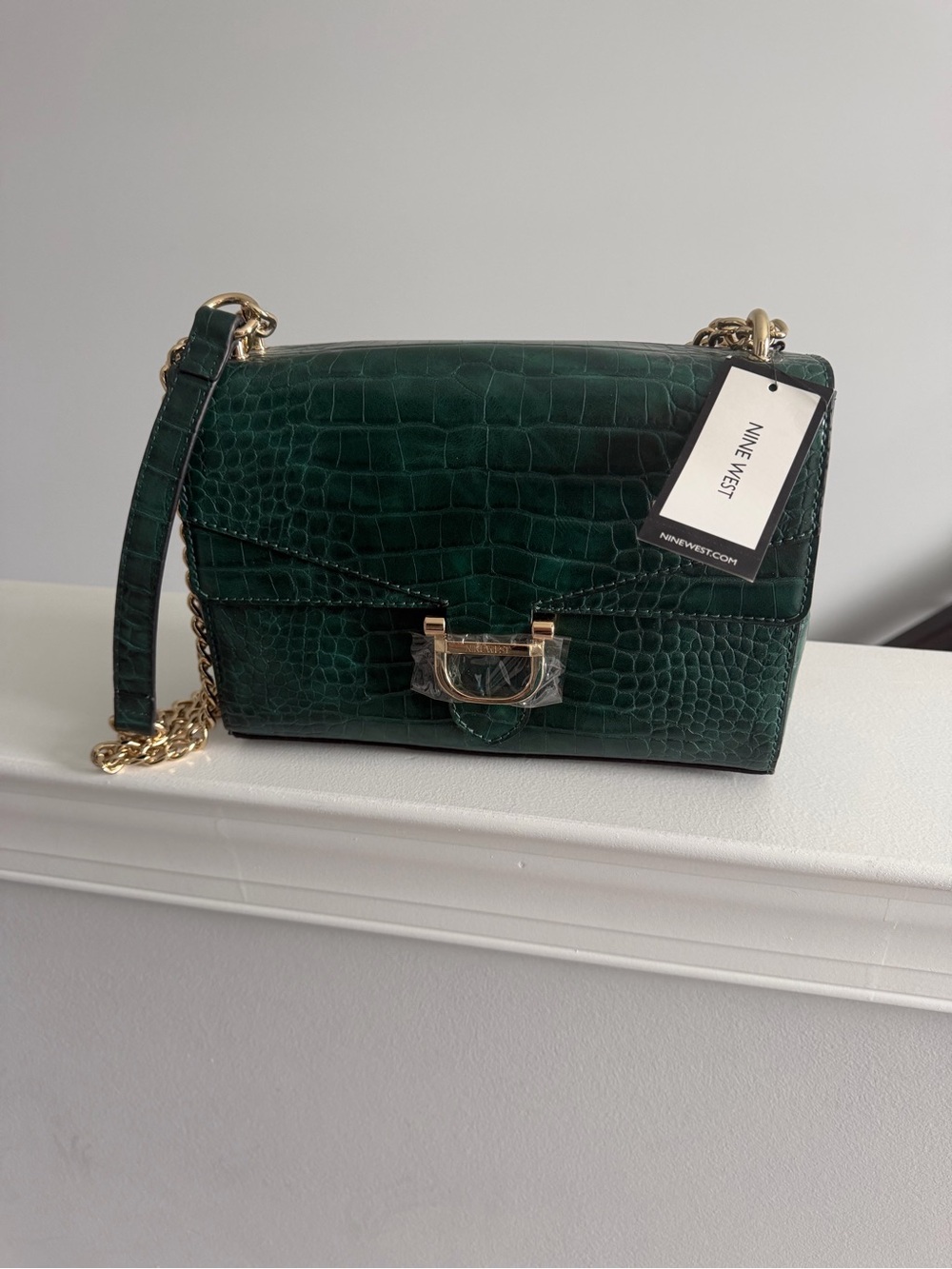 Nine West Emerald Croc-Embossed Chain Crossbody Bag